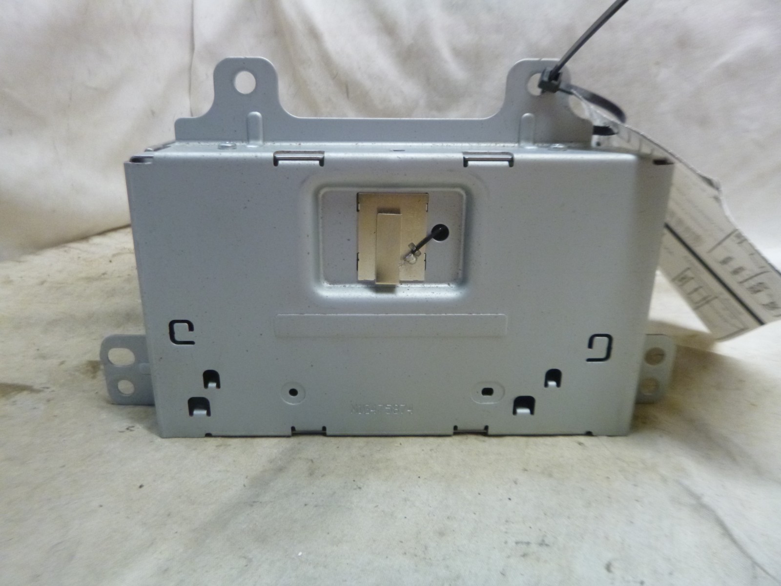2017 17 GMC Terrain Radio Receiver Mechanism w/ Vin Tag 84064074 RKZ01