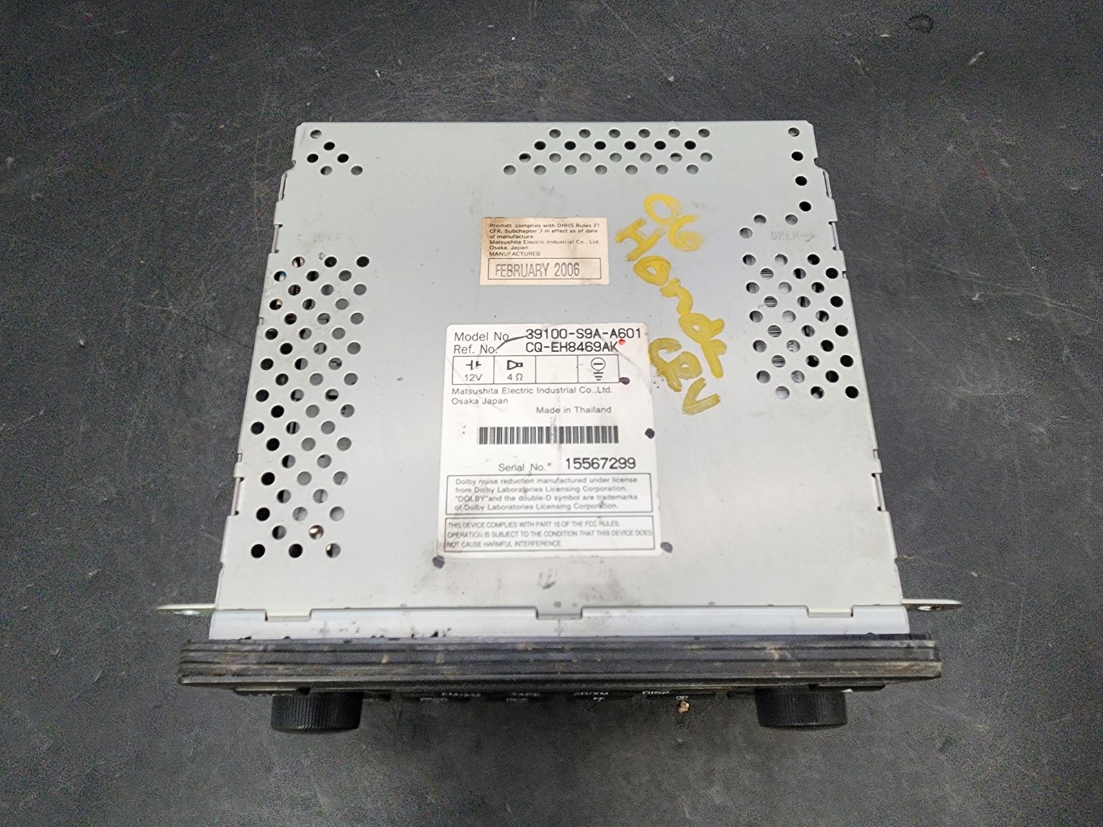 OEM 05-06 Honda CR-V AM FM XM Cassette CD Radio Receiver 39100S9AA601 Used