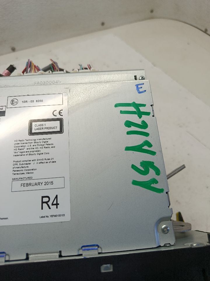 Audio Equipment Radio Display And Receiver Fits 14-15 HIGHLANDER 4201967