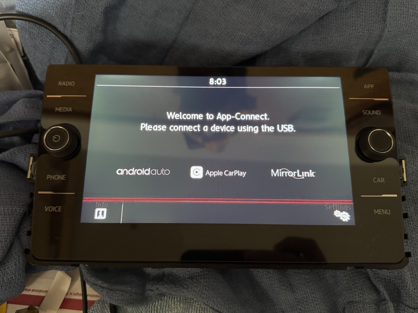 VW Golf GTI R Delphi MIB2 Radio Receiver Cd Player 8″ Unlocked CarPlay MK7 MK7.5