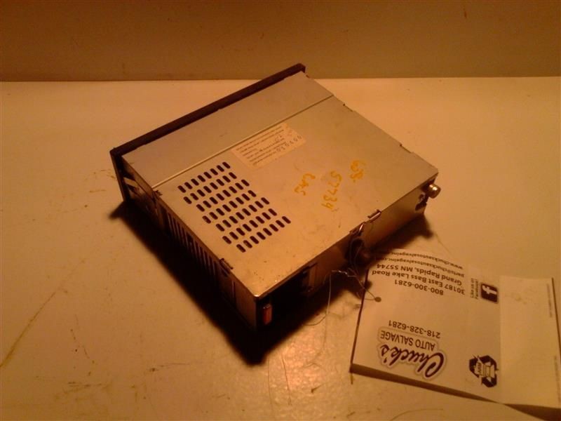 Audio Equipment Radio VIN J 8th Digit Includes City Fits 99-09 GOLF 132719