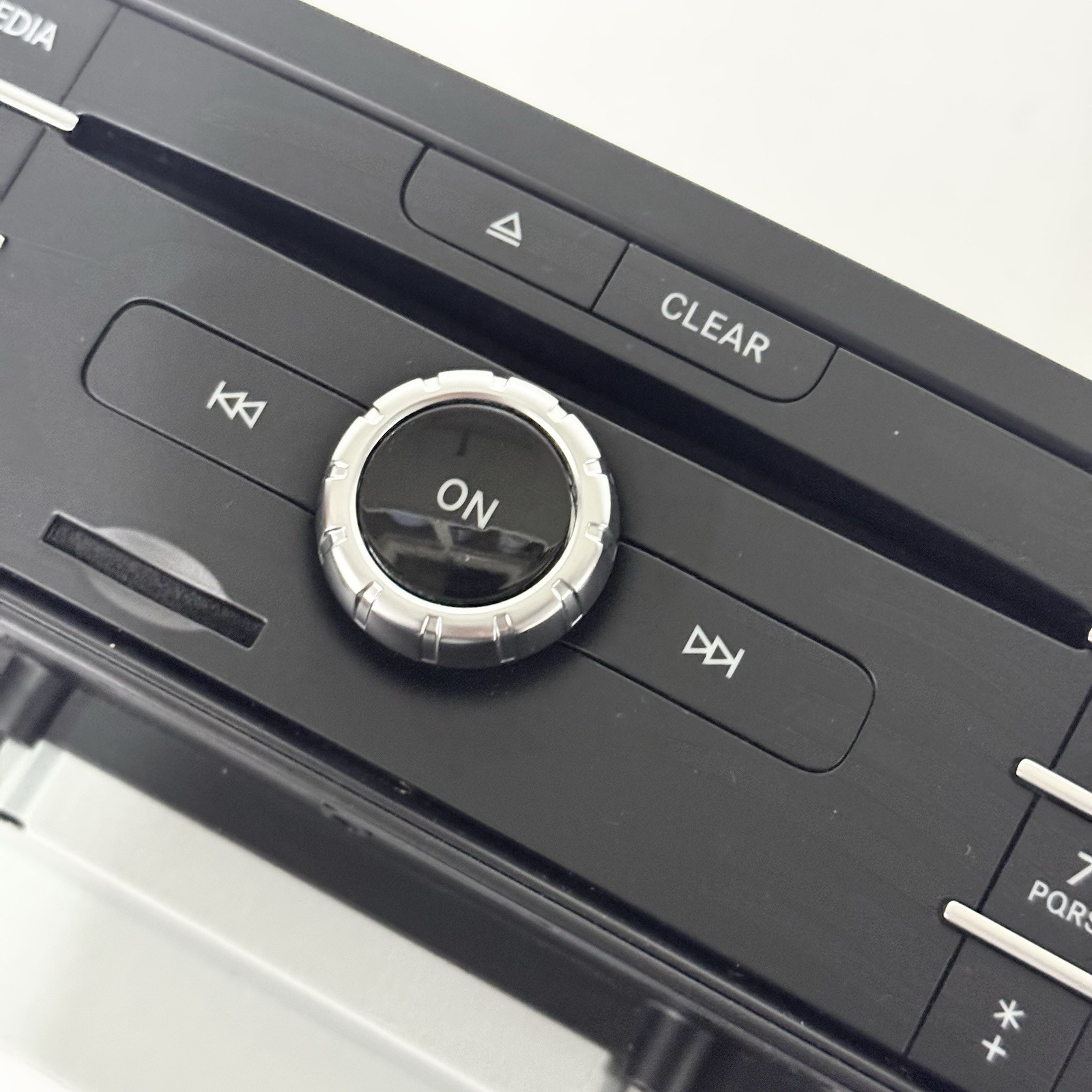X156 Mercedes 2018 GLA250 OEM 2469008919 Radio Receiver