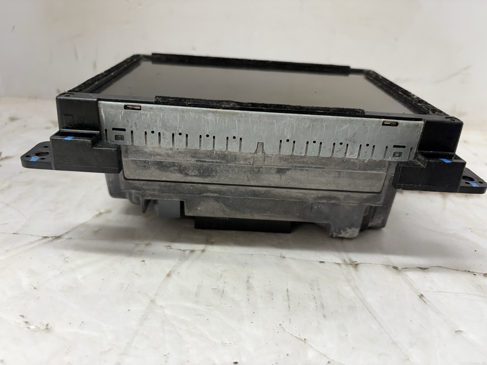 2015 – 2017 Chrysler Dodge 300 Charger OEM VP3 NA UConnect Touch Screen Radio