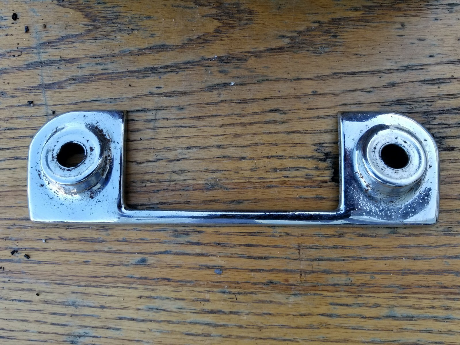 Radio & Bezel & Bracket Silver Streak Trim Pontiac Chief 1952 52 1951 51 49 50
