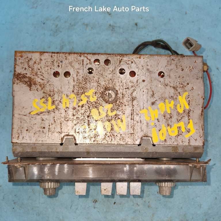 UNTESTED Radio “MODEL 250” 2564755 Fits 1968 PLYMOUTH FURY 1240783