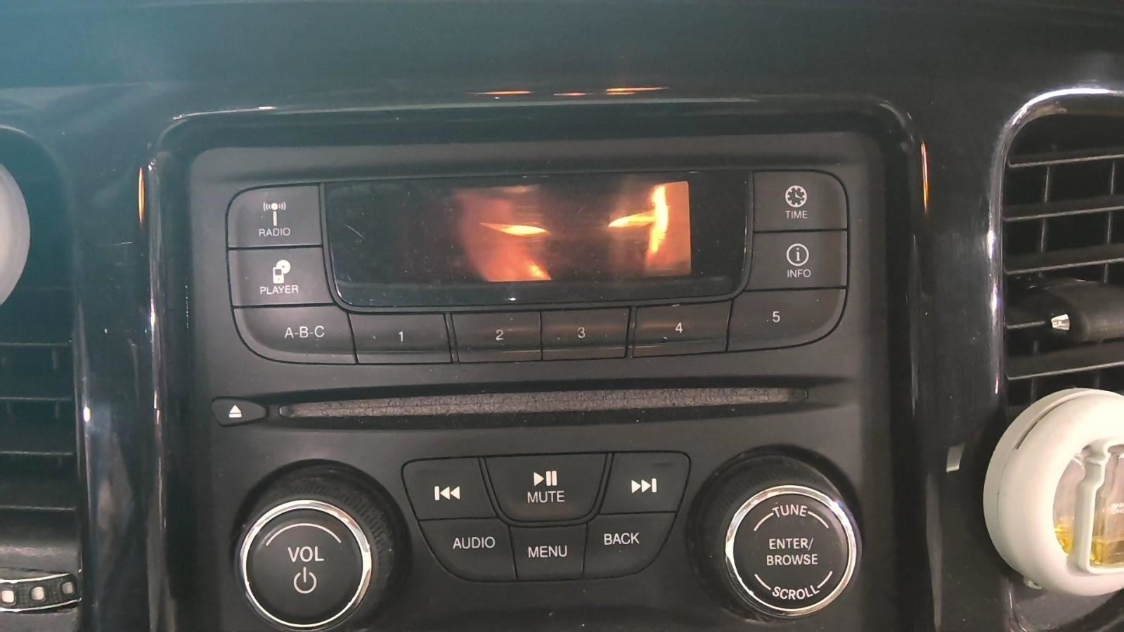 Audio Equipment Radio Receiver AM-FM-MP3 Opt Rae Fits 13-16 DART 736323