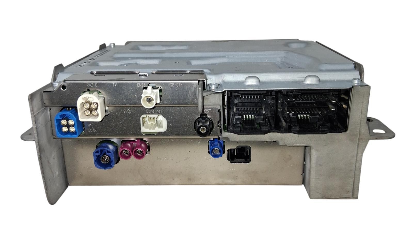 2022–2023 Mercedes Benz C300 Head Control Unit Radio Receiver Silver Used