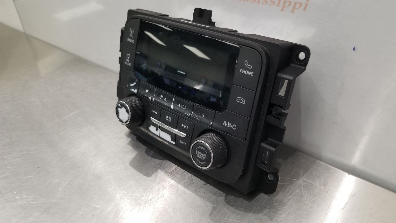17 DODGE RAM 1500 TRADESMAN RADIO AUDIO CONTROL PANEL 68271362AA
