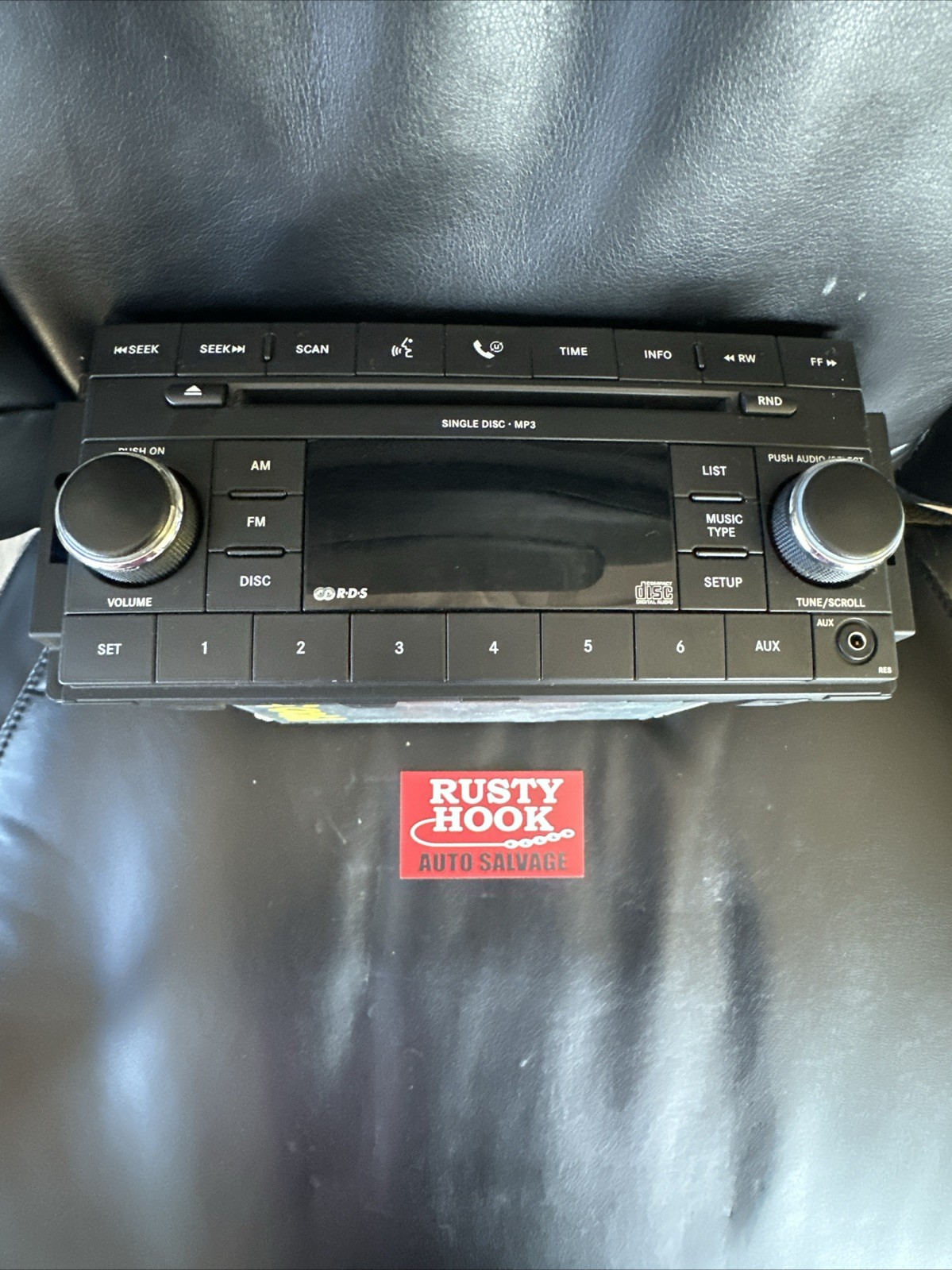 2007 Dodge Nitro Radio P05107095AJ