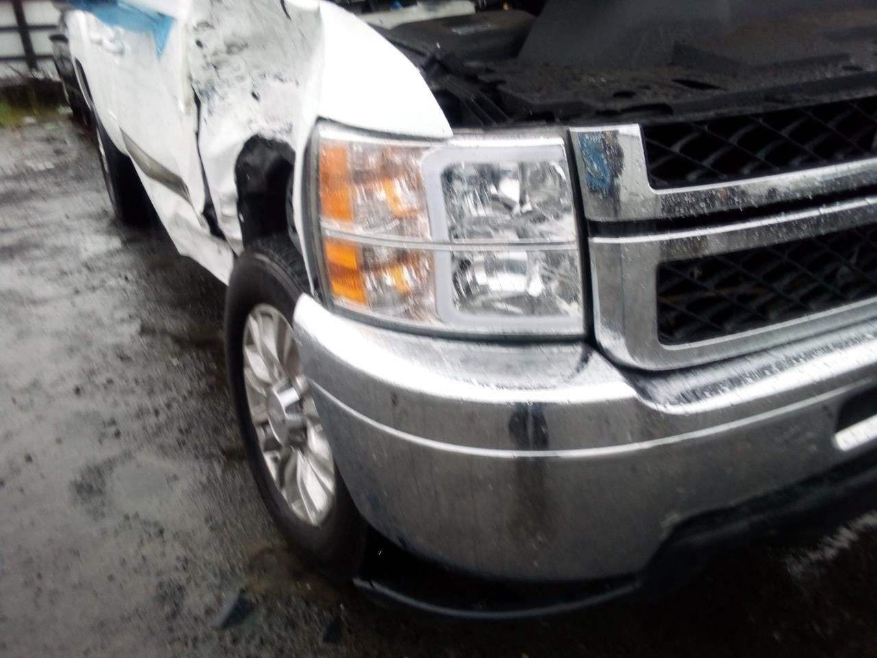 Audio Equipment Radio AM-FM-CD-MP3-USB Fits 11-21 EXPRESS 2500 VAN 31631210