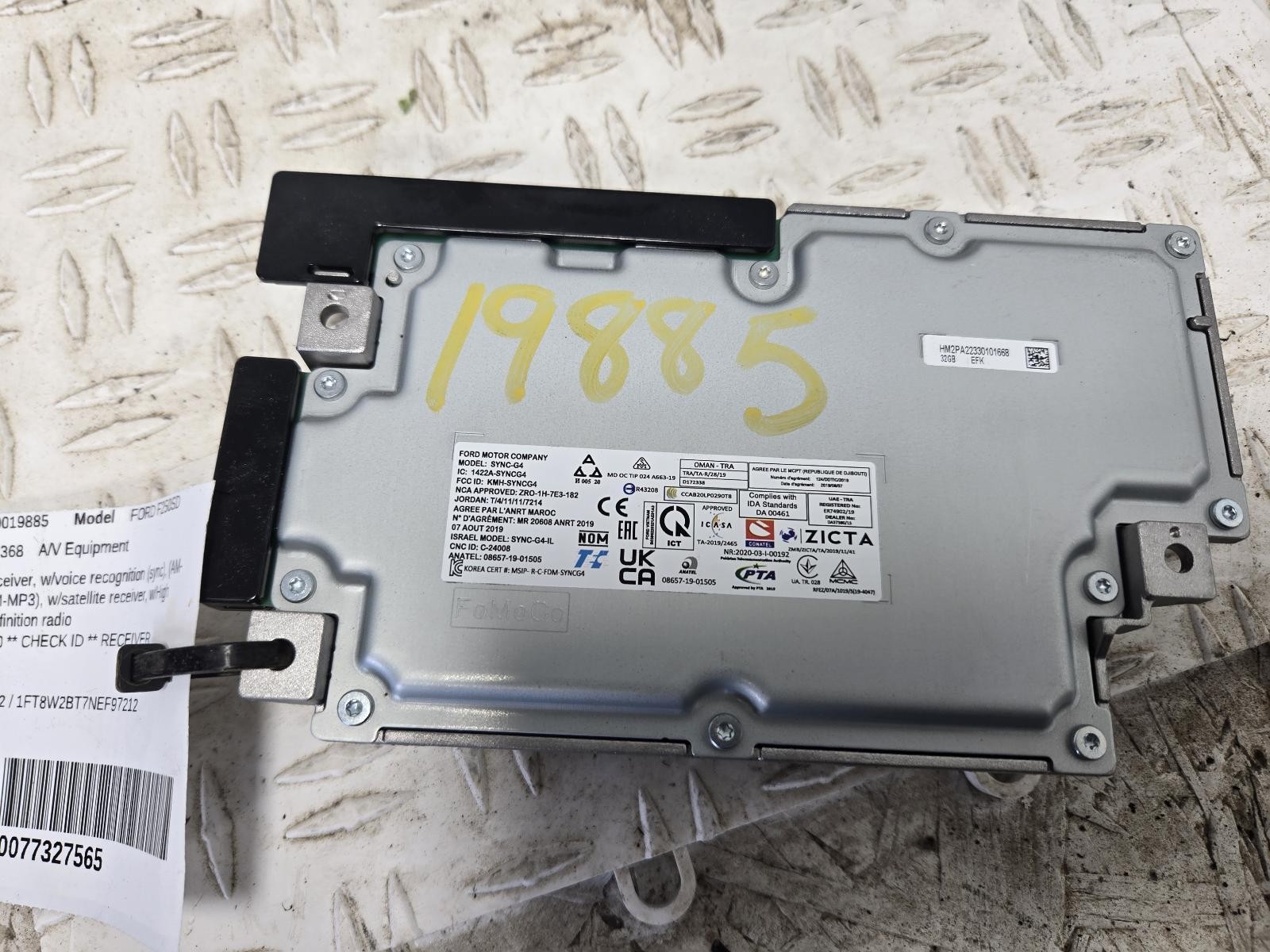 2019-2022 Ford F250-F350SD Front Dash Radio/Receiver, Silver, ID NU5T-14G670-PUB