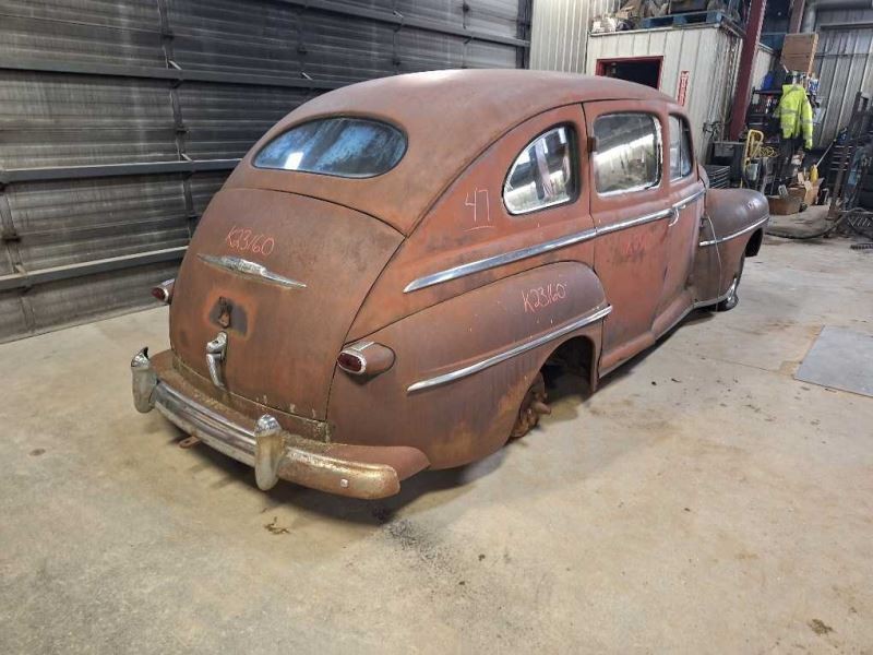 AM Radio Untested Fits 1947 FORD 1041351
