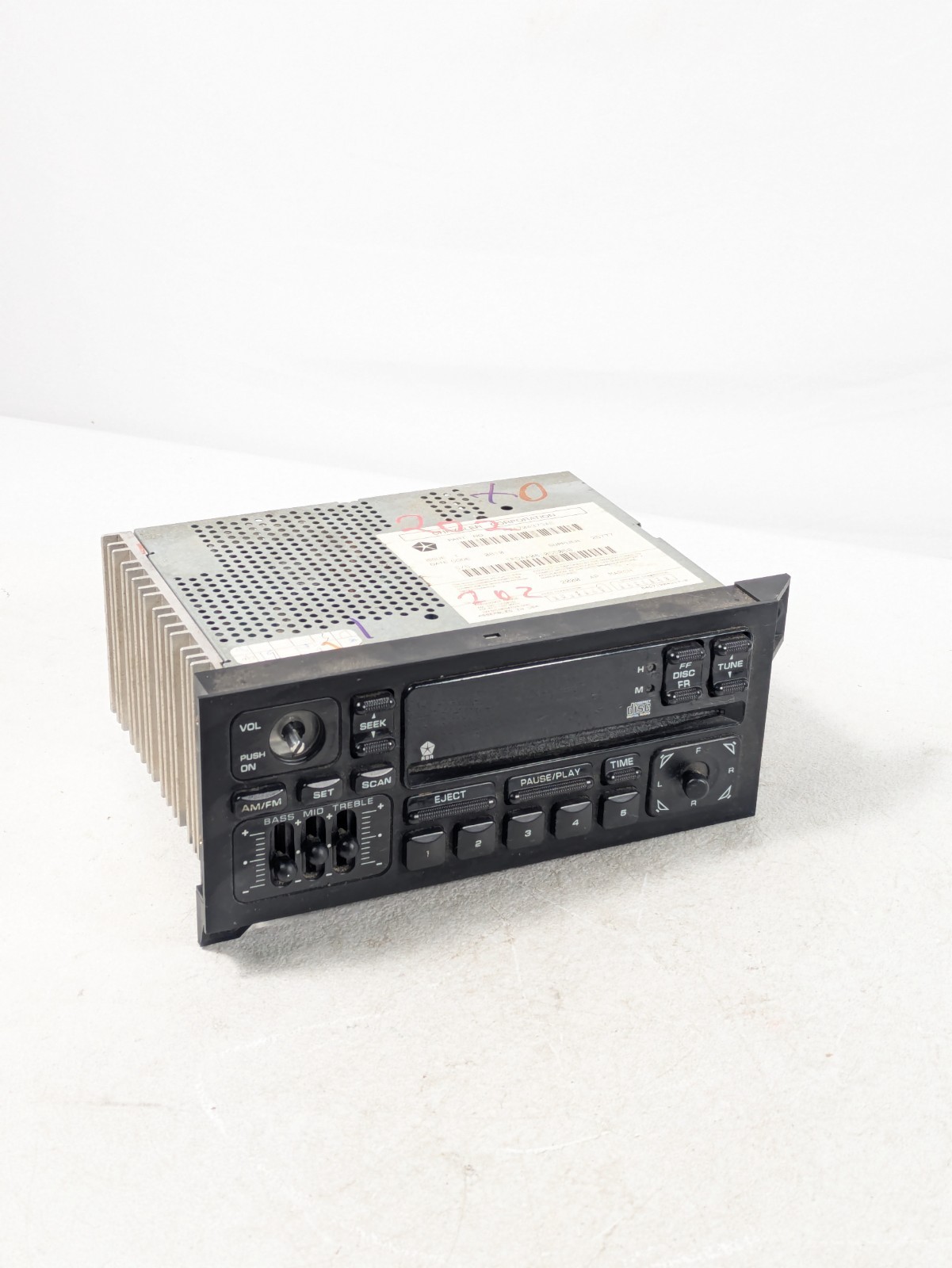 1984-2002 Chrysler Jeep Dodge Stereo Radio AM FM CD Equalizer P04704373AE