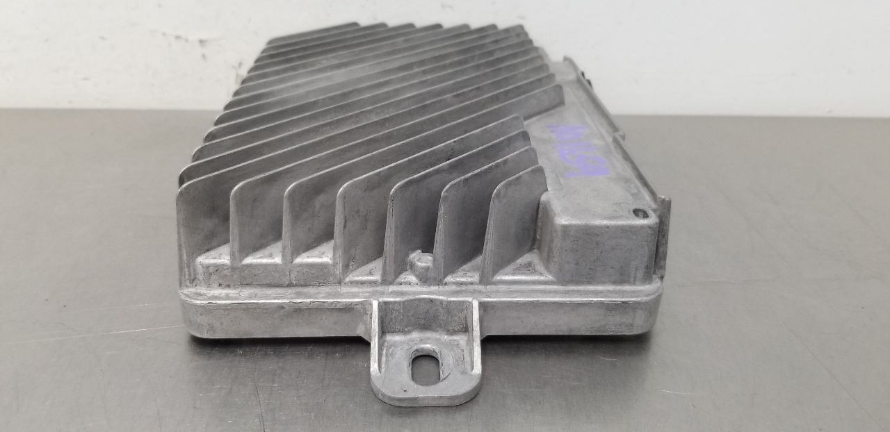 18 GMC SIERRA SLT 2500 RADIO AUDIO AMPLIFIER 84111298
