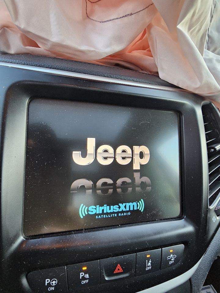 2015 JEEP CHEROKEE RADIO DISPLAY SCREEN: 68238619AE