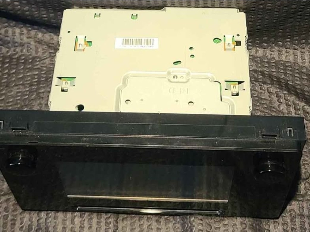 OEM Toyota Corolla Radio Head Unit Touchscreen BluetoothUSB Input 2017–2019
