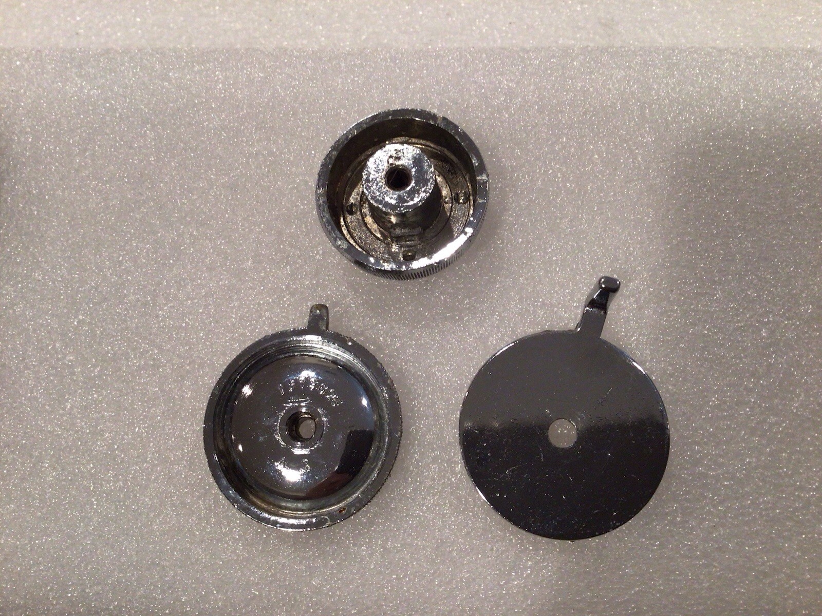 79 80 81 82 Cadillac Delco ETR DIGITAL DISPLAY AM/FM 8-Track CB Radio KNOBS OEM