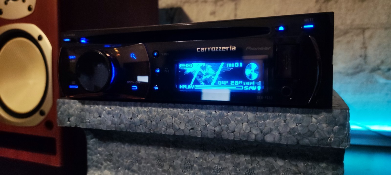 Pioneer Carrozzeria DEH-P650 CD USB AUX JDM Car Stereo Head Unit Tested