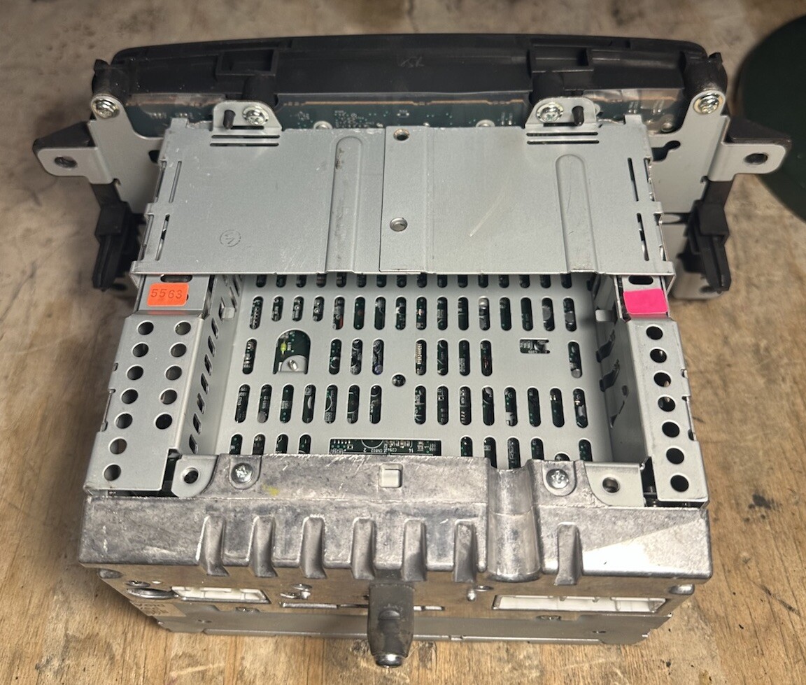 2009-2010 Mazda Cx-9 Am Fm Cd Player Radio Receiver TE9166AR0B OEM