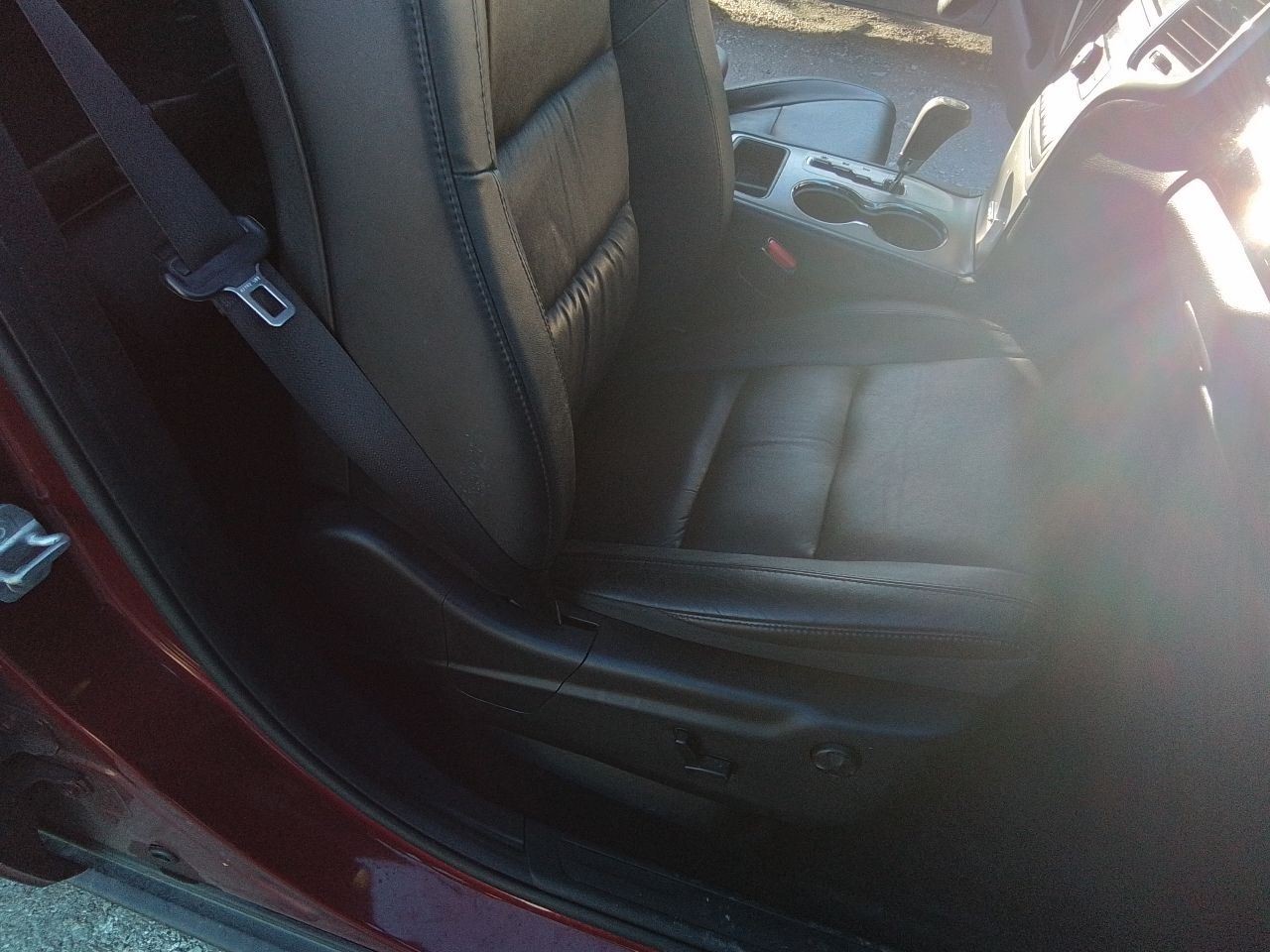 2012 Jeep Grand Cherokee Radio Receiver Face Plate ID RHB