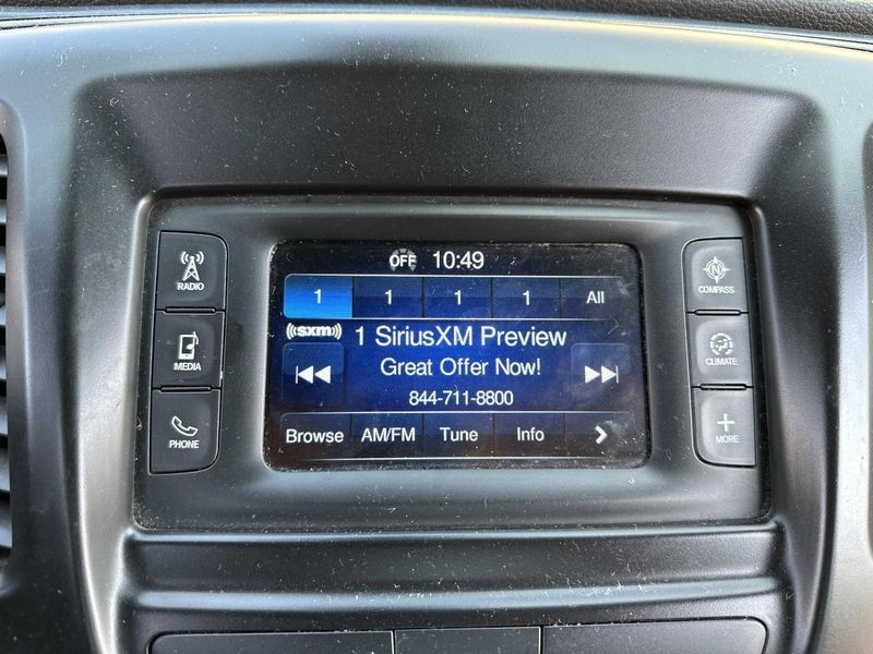 2015 Chrysler 200 Radio Audio AM FM 5″ Display Screen Receiver w/Satellite OEM