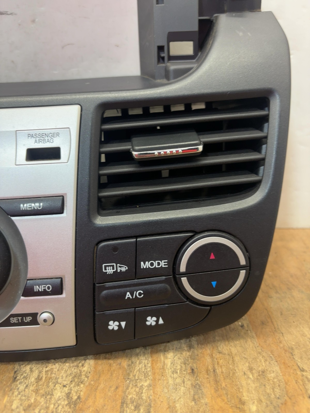 08 09 ACURA RDX Audio & Visual Equipment (radio) Control – CHECK ID FOR DETAILS