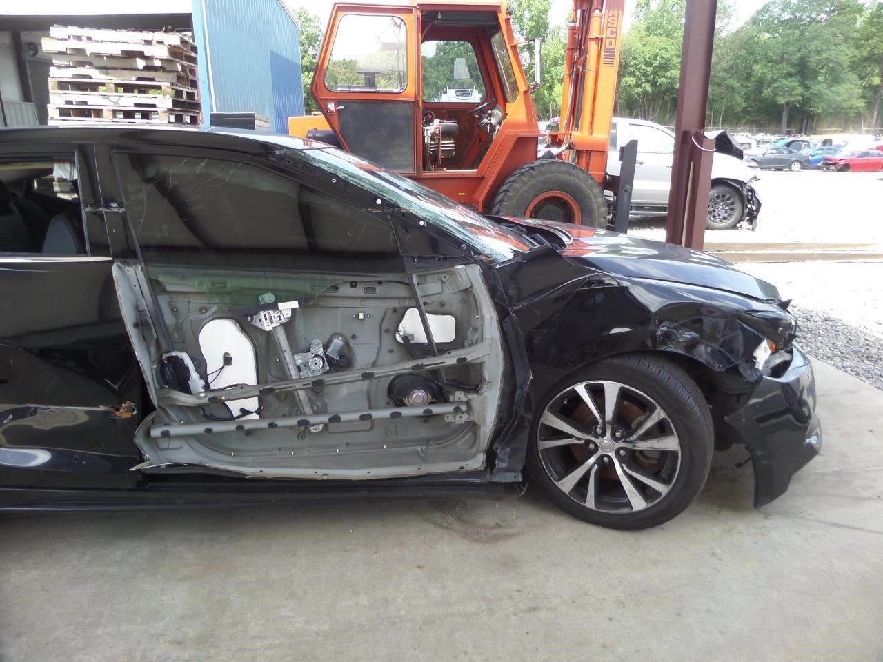 Audio Equipment Radio Display And Receiver Fits 18 MAXIMA 203996