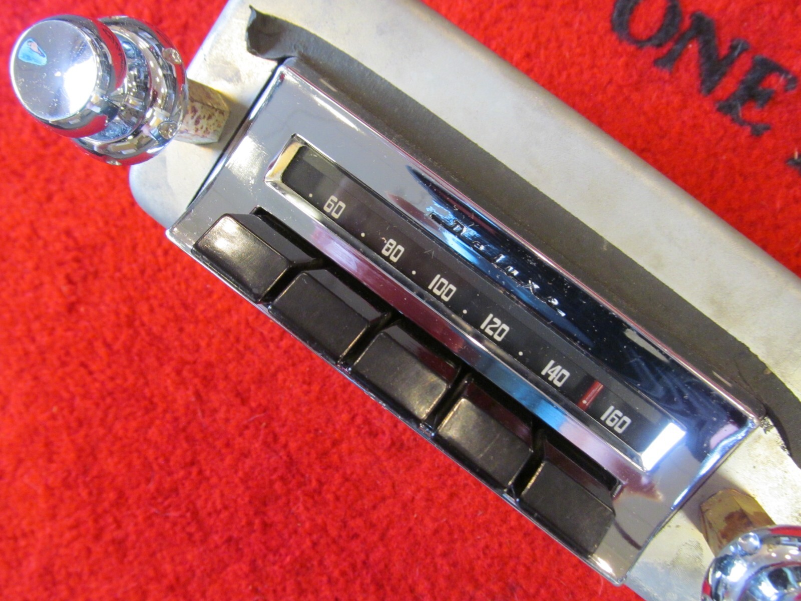 1955 Oldsmobile 88 98 Used AM Radio (Standard Push Button Type) # 983204