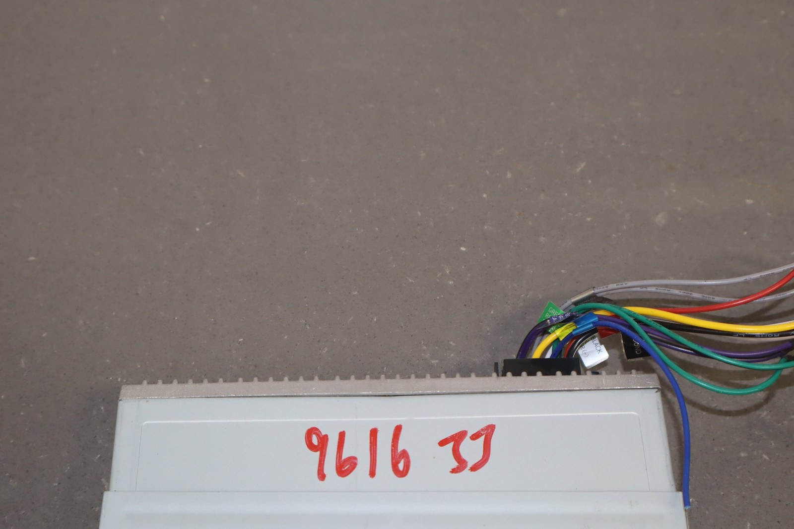 Boss 611UAB Radio Single DIN