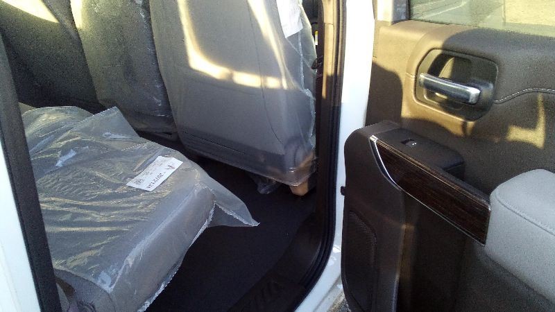 84610616 Radio Receiver Fits 19 SILVERADO 1500 PICKUP 8682355