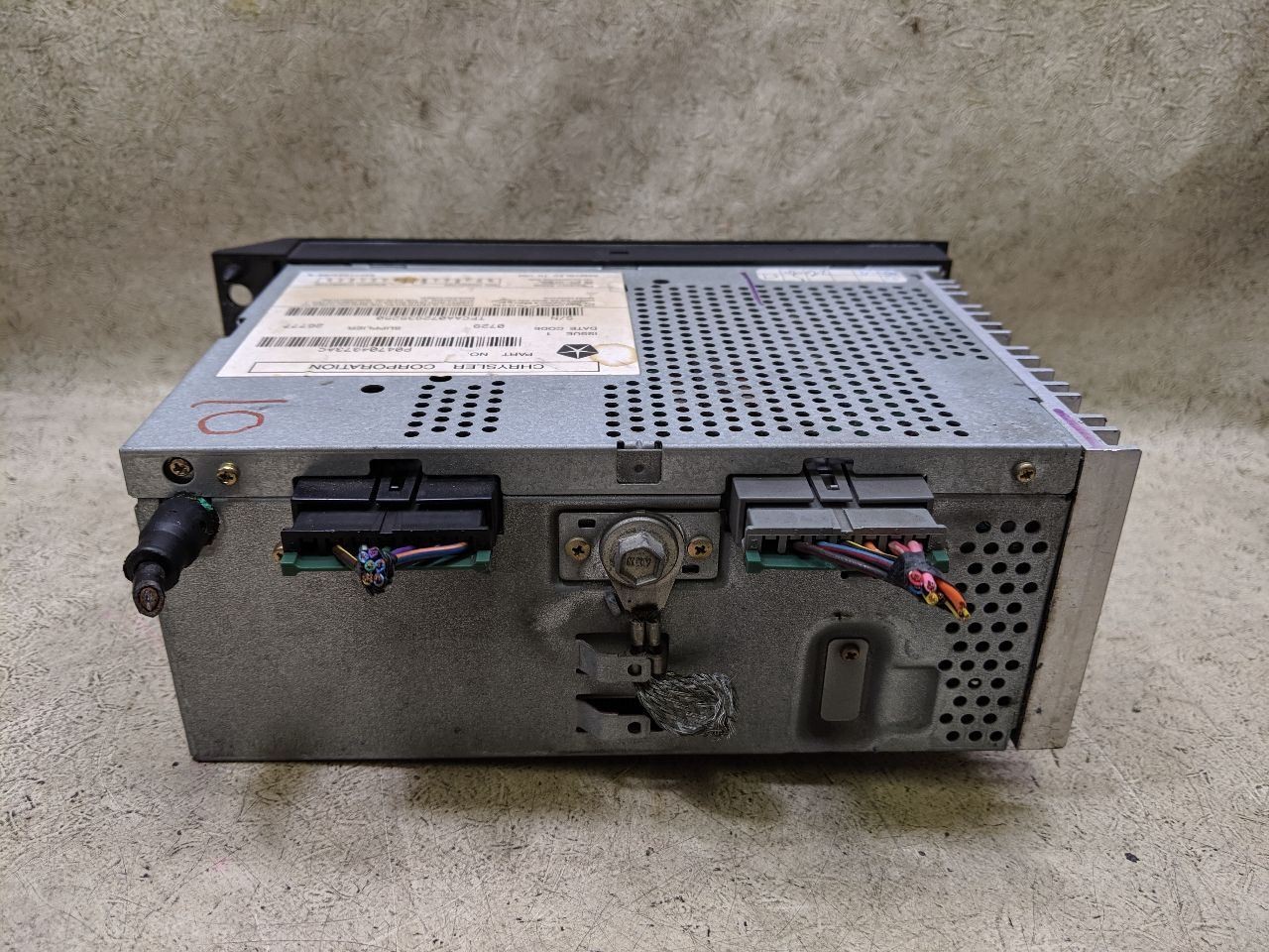 Stereo Radio Receiver AM FM CD Player Fits 97-03 DODGE 1500 VAN os30-205358