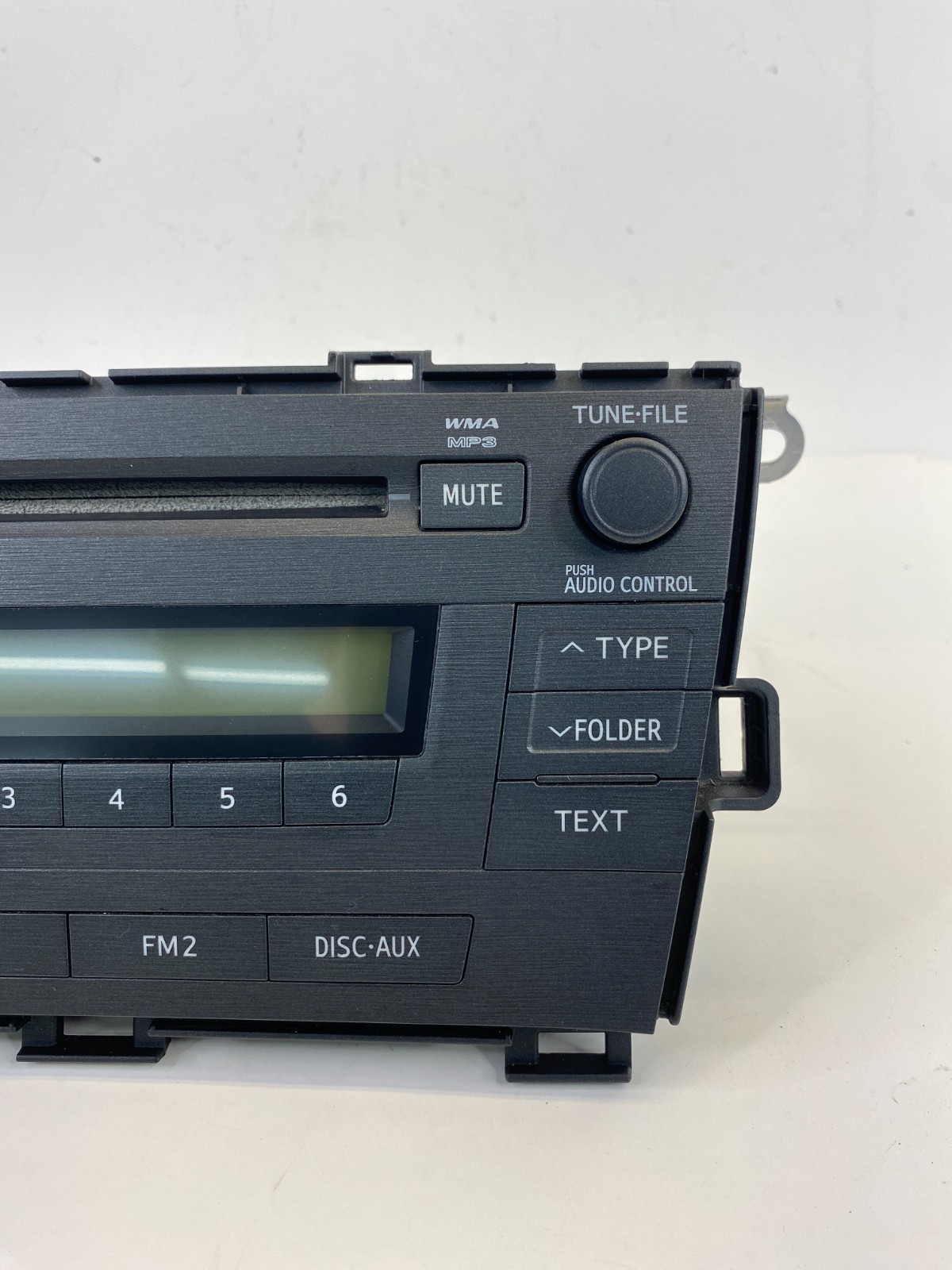 2010 2011 TOYOTA PRIUS RADIO RECEIVER CD DISC PLAYER MP3 WMA UNIT 8612047290 OEM