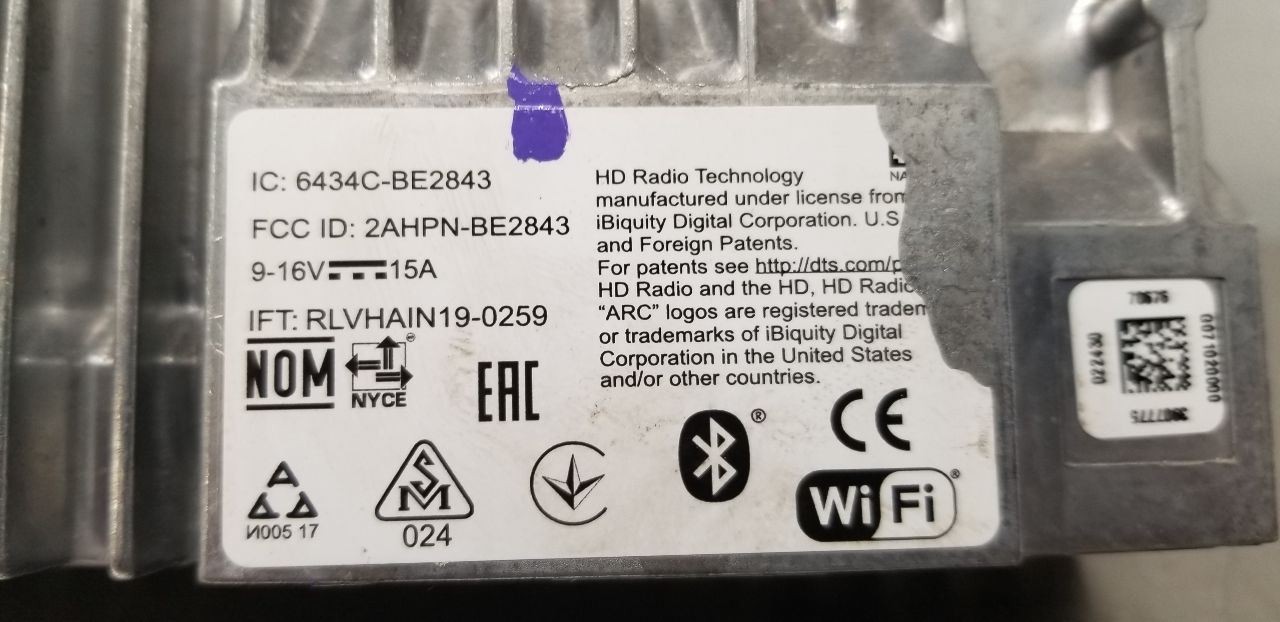 20 GMC SIERRA 2500 RADIO AUDIO RECEIVER 84817043