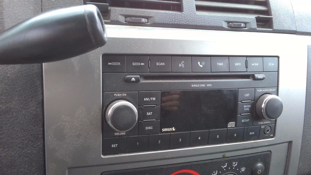Audio Equipment Radio Display And Receiver Radio ID RES Fits 08-10 300 32572057