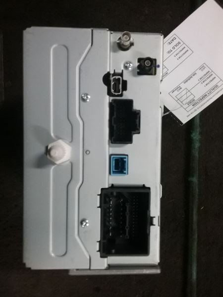 Audio Equipment Radio Receiver AM-FM-MP3-USB Opt Ufu Fits 16-17 EQUINOX 438920