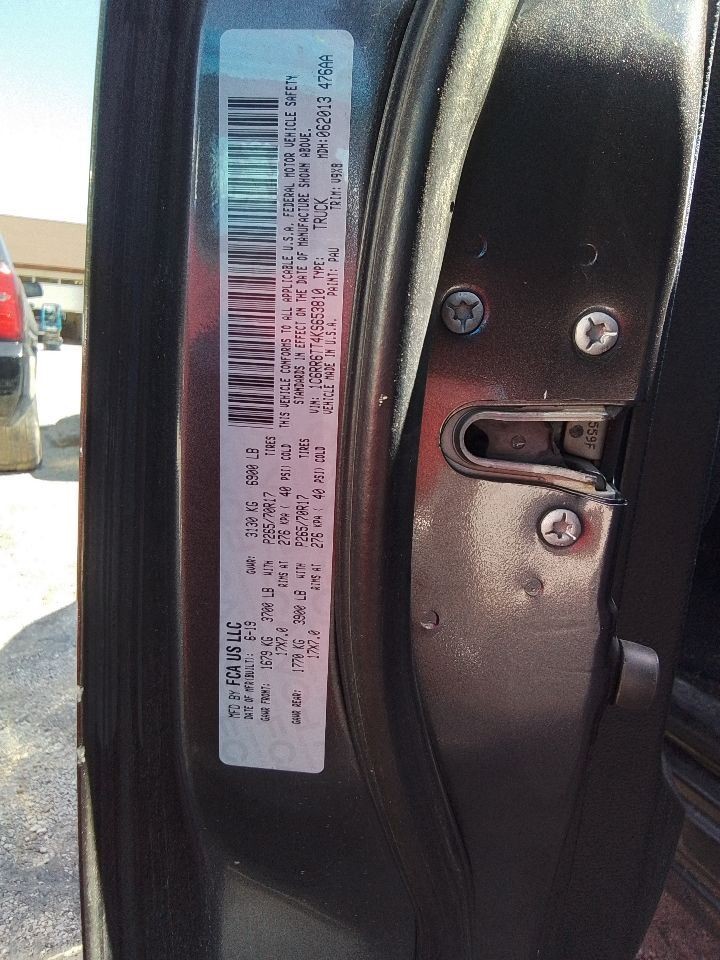 2018-2020 Dodge RAM 1500 Radio 5″ Display and Receiver w/SiriusXM Opt RA2
