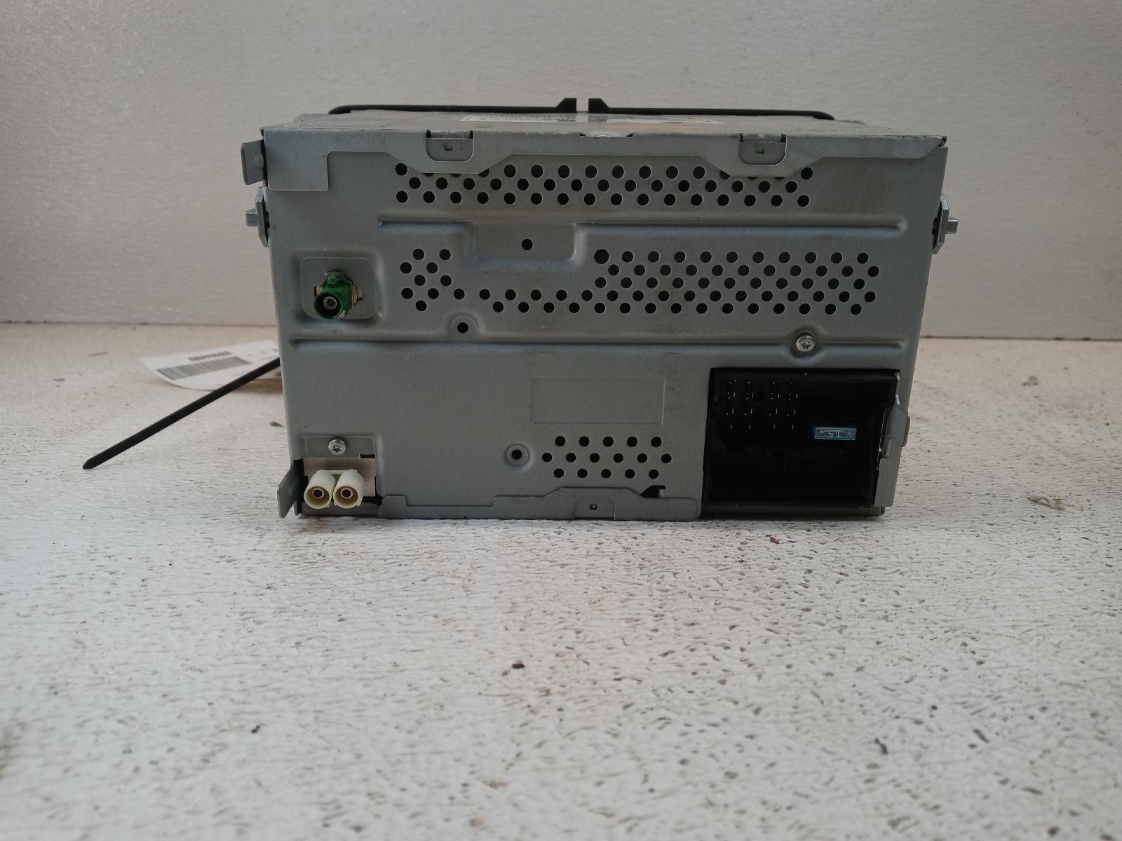 12 13 14 15 16 17 Jetta Radio Receiver ***May Need Programming***