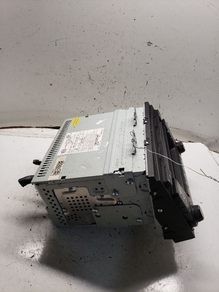 2011-2013 Kia Optima Radio EX Luxury Canada Receiver Stereo Receiver OEM 723084