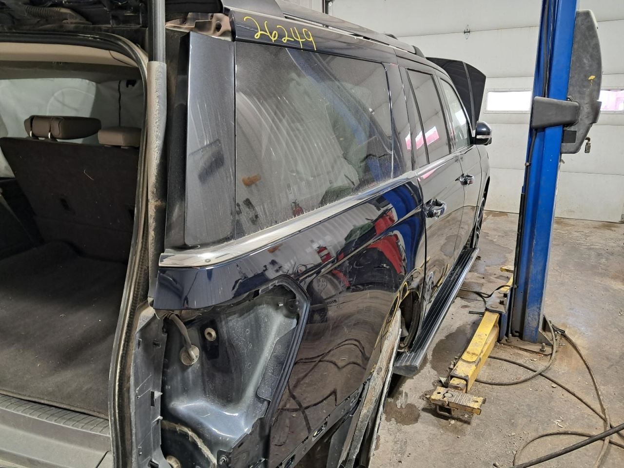 Audio Equipment Radio Control Panel Fits 20-21 EXPEDITION 4010285