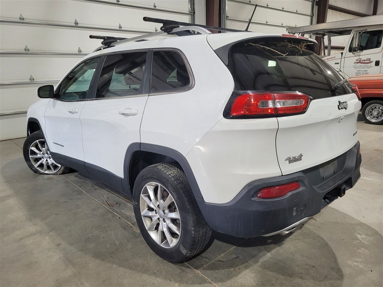Radio Player Radio Receiver 8.4″ Display Screen Fits 14 CHEROKEE 1159832