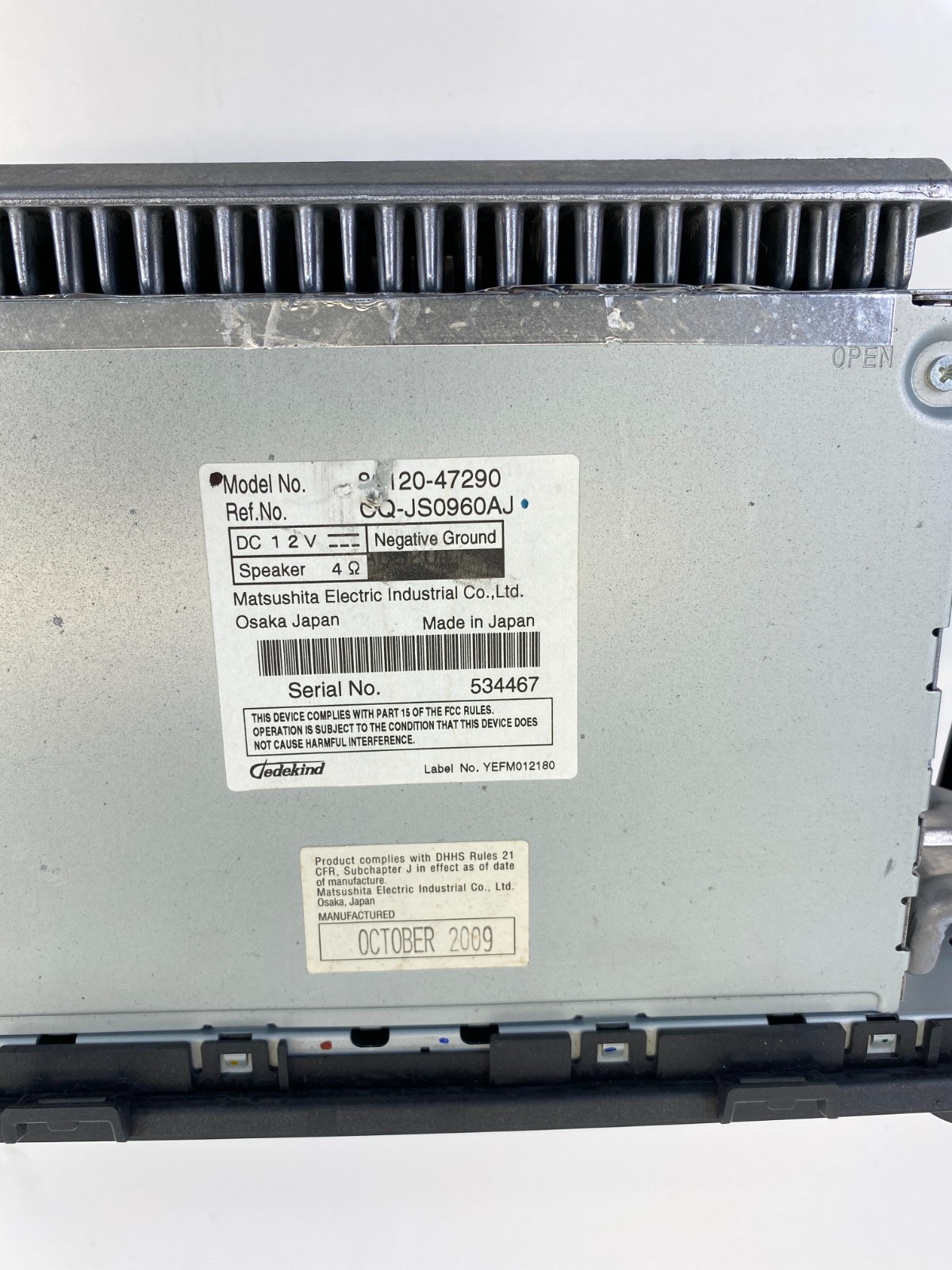 2010 2011 TOYOTA PRIUS RADIO RECEIVER CD DISC PLAYER MP3 WMA UNIT 8612047290 OEM