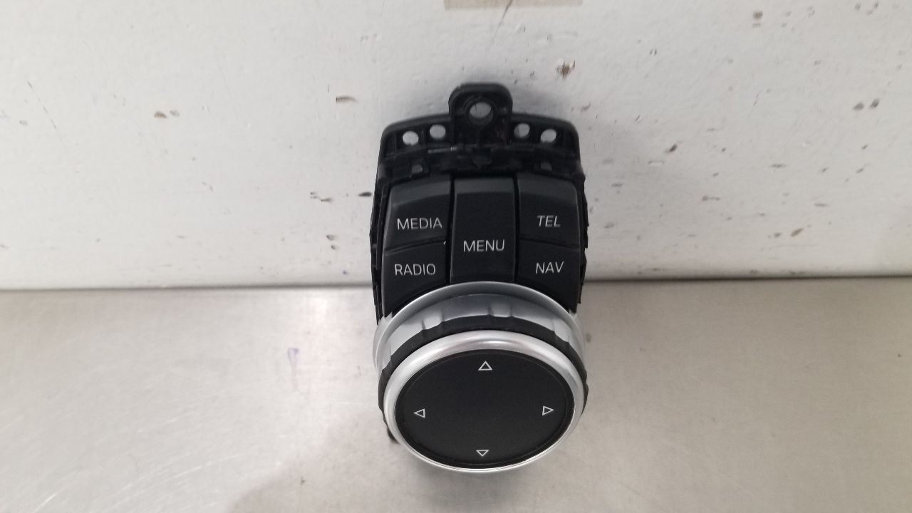 15 BMW M6 F06 RADIO AUDIO CONTROL PANEL 65829350731