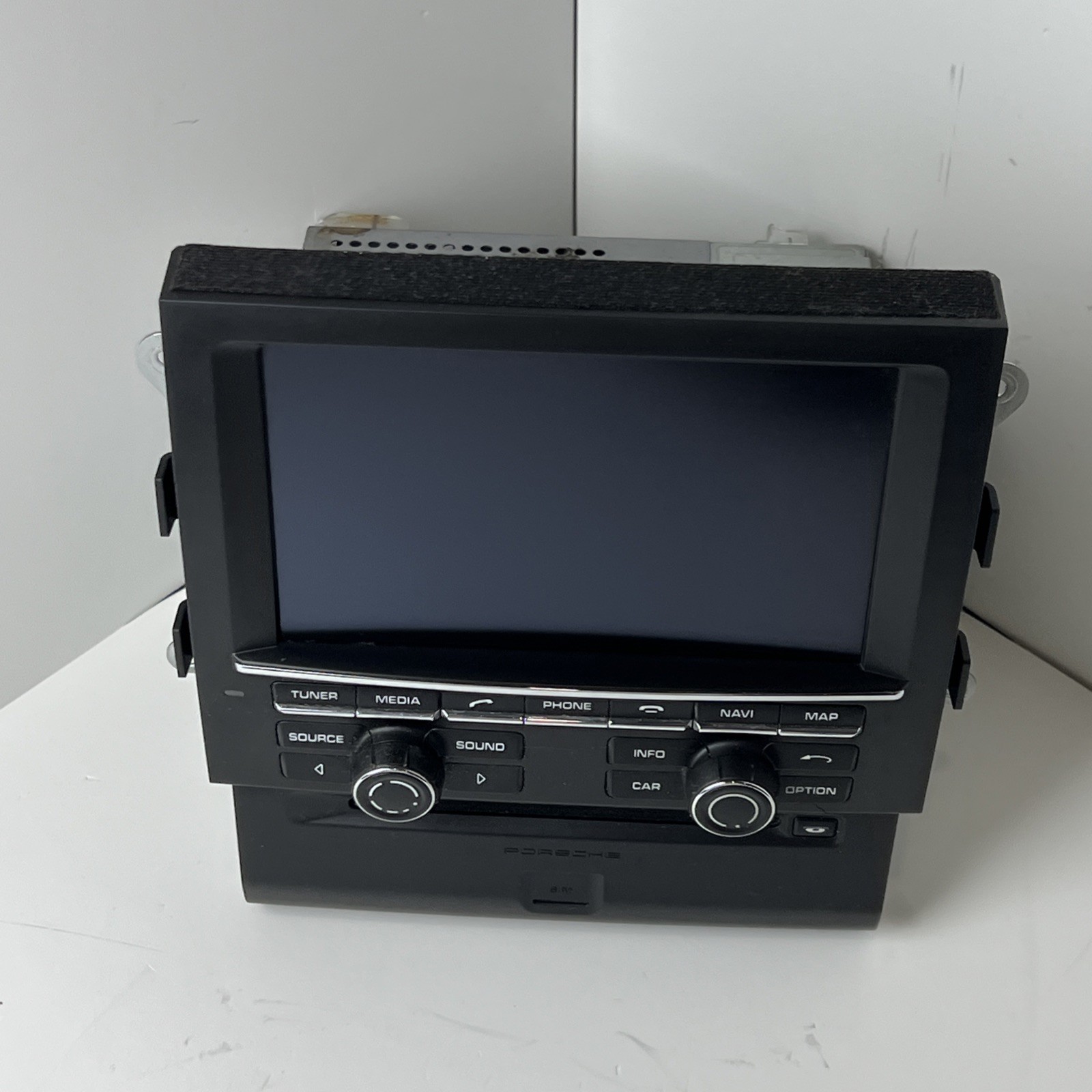 2016 PORSCHE MACAN COMMAND HEAD UNIT NAVIGATION RADIO 95B035963 OEM