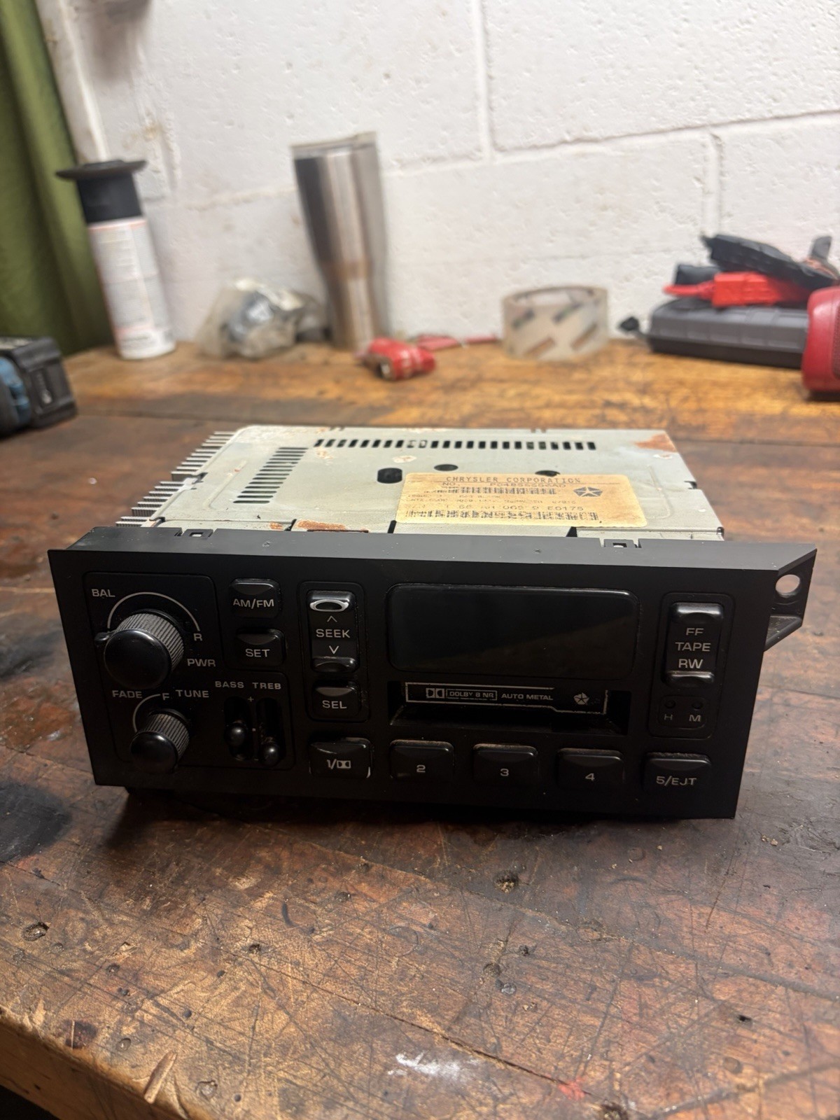 04858556AD Jeep 1997-2002 Cherokee Wrangler Dodge Ram Dakota Stereo Radio J64