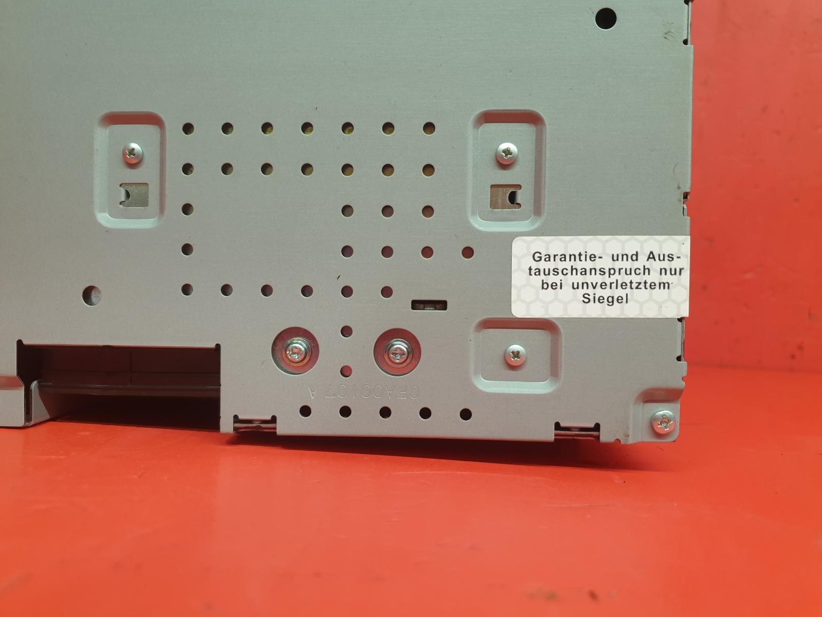 MERCEDES C-CLASS CD UNIT 2008 A2048700296
