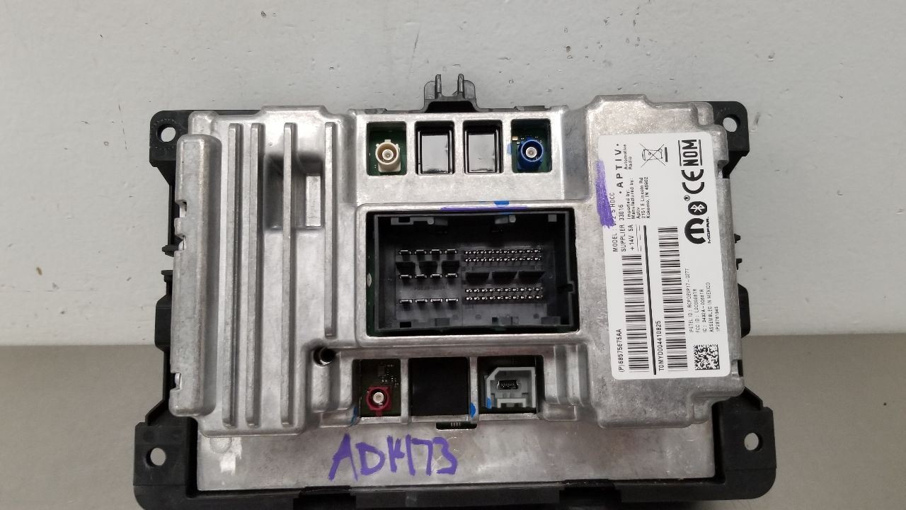 24 DODGE RAM 2500 RADIO AUDIO DISPLAY WITH RECEIVER 5″ 68575675AA