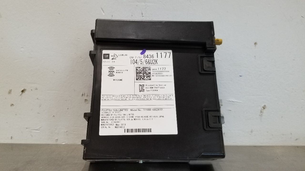 18 CHEVY CAMARO RADIO AUDIO RECEIVER 84361177
