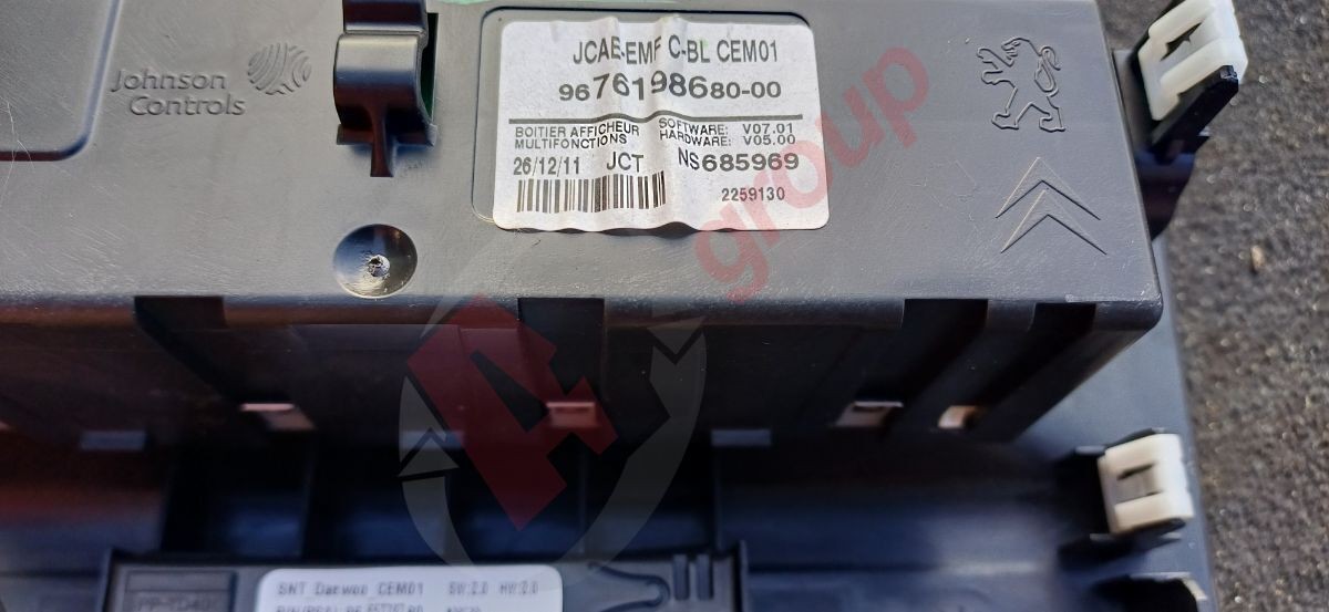 CITROEN DS4 THP DSPORT 11-13 STEREO RADIO CD PLAYER KIT 9676837780