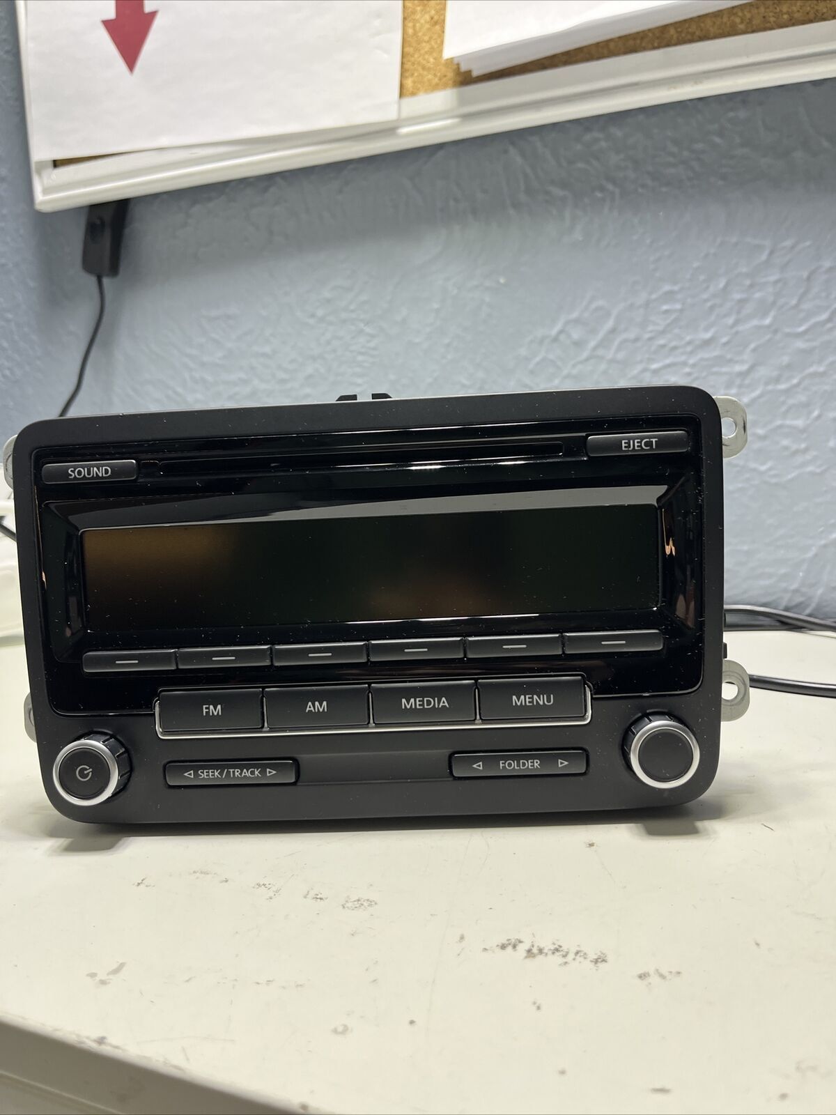 Volkswagen Tiguan AM FM CD Player Radio Receiver