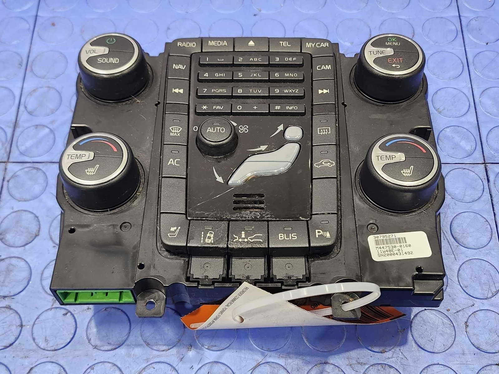11-13 Volvo XC60 S60 Radio Control Panel Temperature Climate Controls OEM